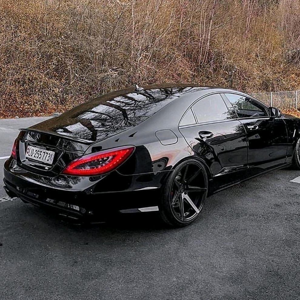 l_Luxury_Cars_Rezerv_2025_l