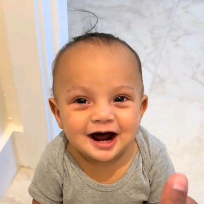 Laro and Zaza (FAN PAGE)