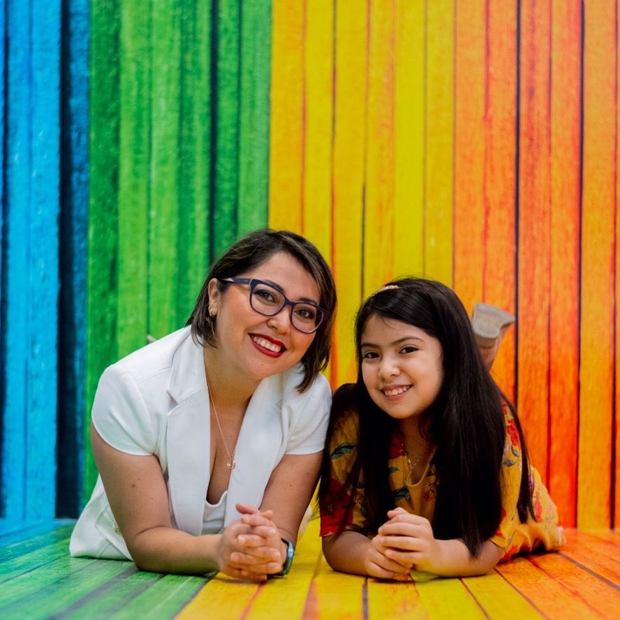 Las Loncheras de Victoria