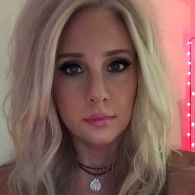 Leah Rain ✝️🇺🇸🎸🏝️