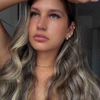 Alessandra Azevedo