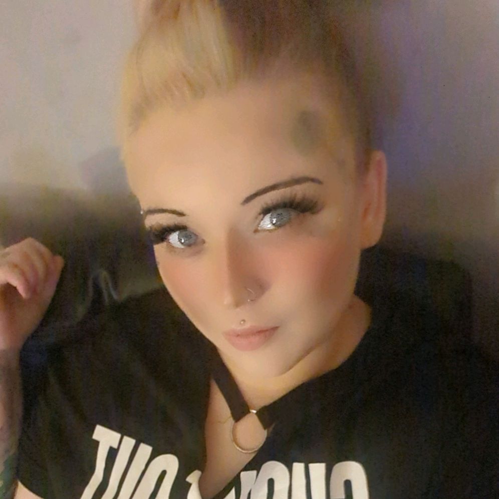 leonamelanie