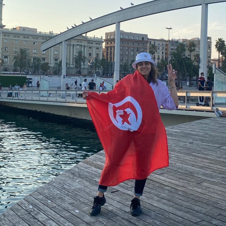 قعيدة معlinda تونسيه🇪🇸🇹🇳
