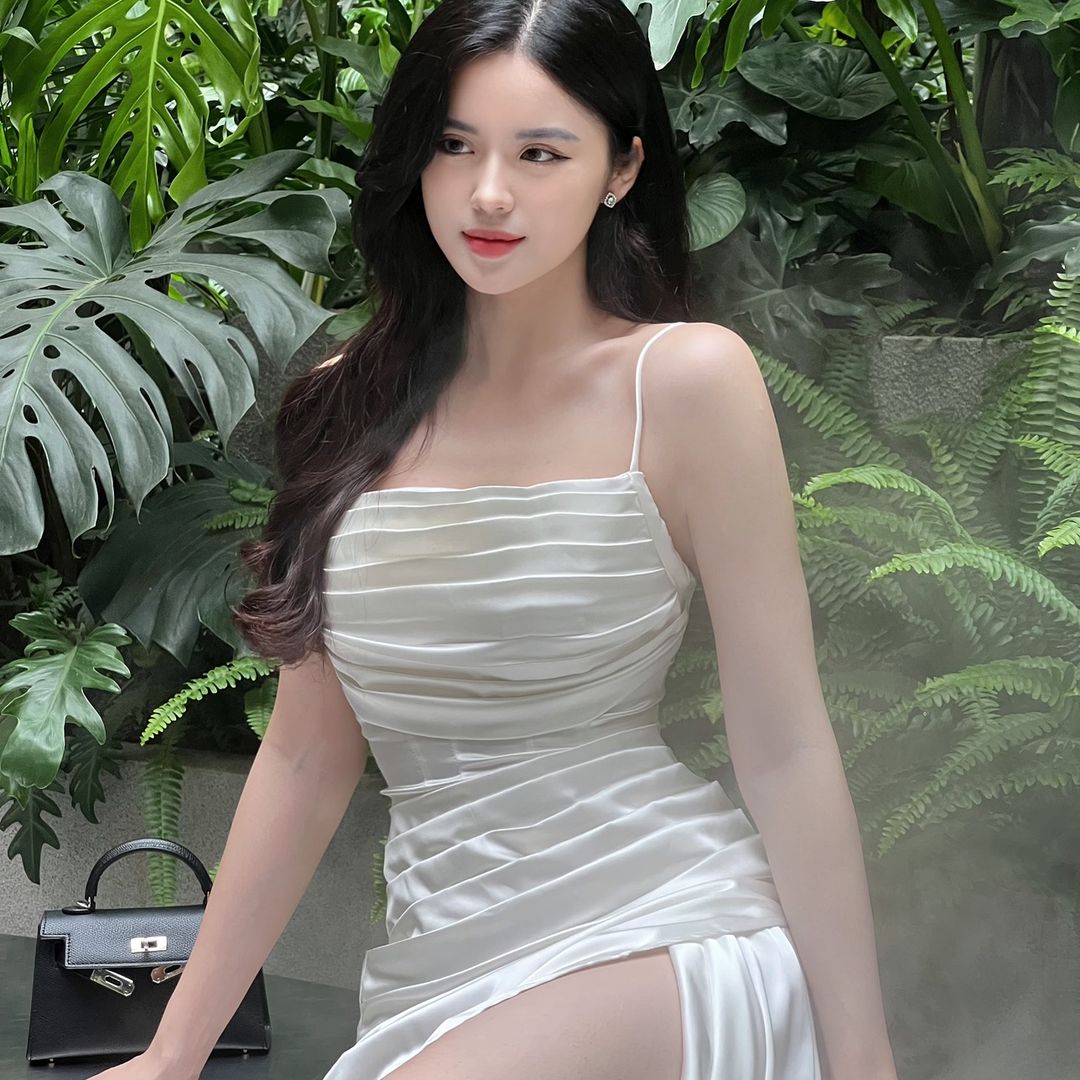 Linh Thùy Nguyễn
