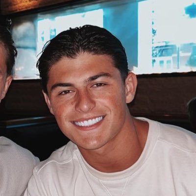 Louis Rees-Zammit ⚡️