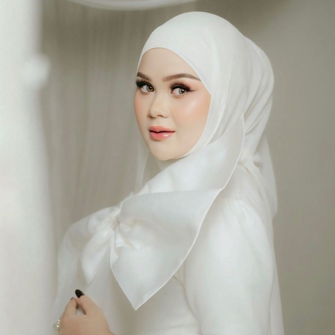 Ig : @lydiianuriani_