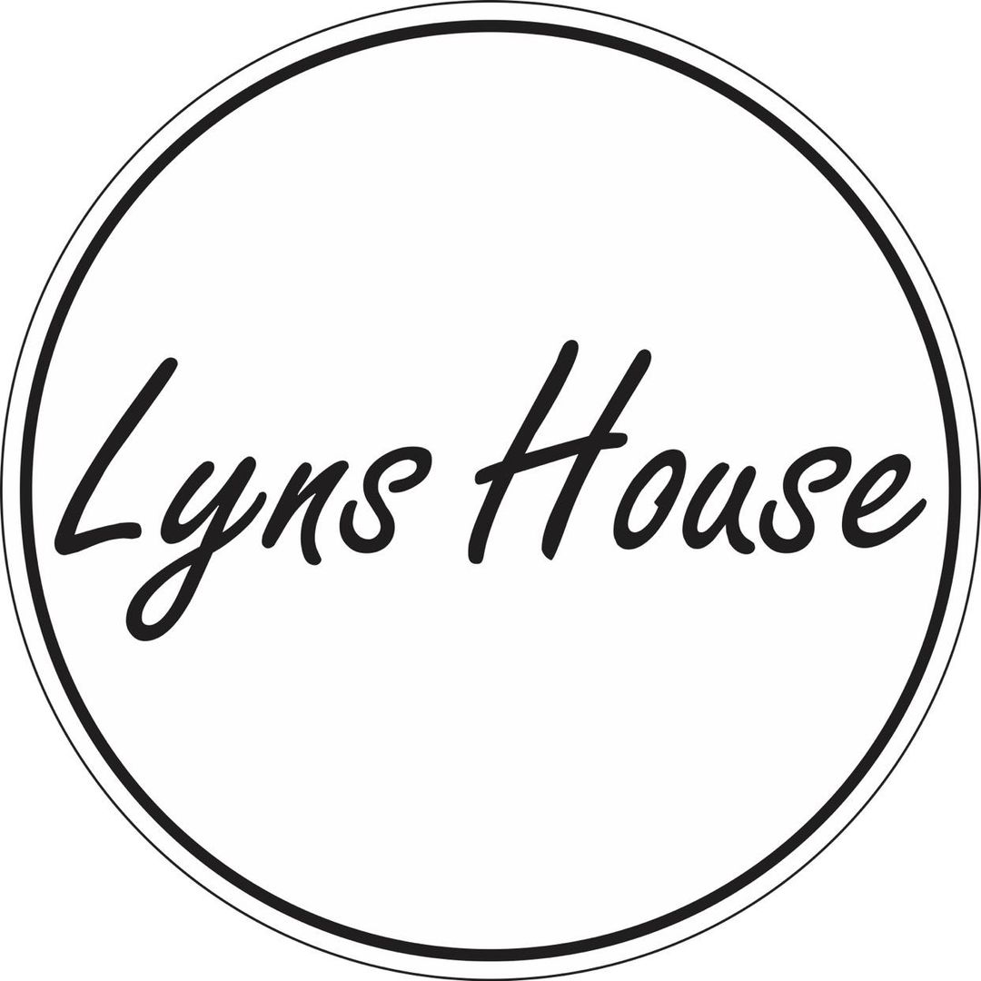 Lyns house