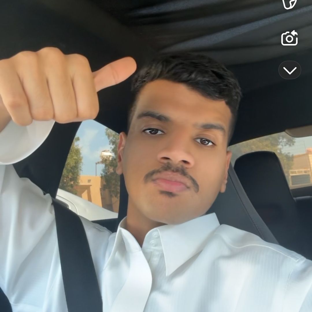 محمد عمر | كيو