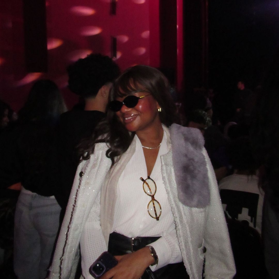 madame_aishe