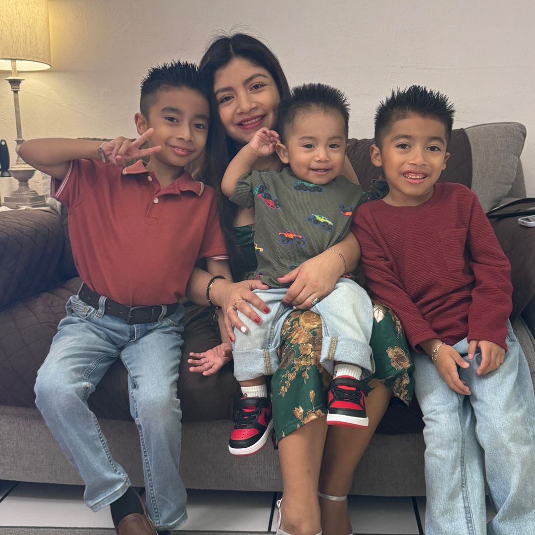 Mariposa Martínez 🦋🦋👑