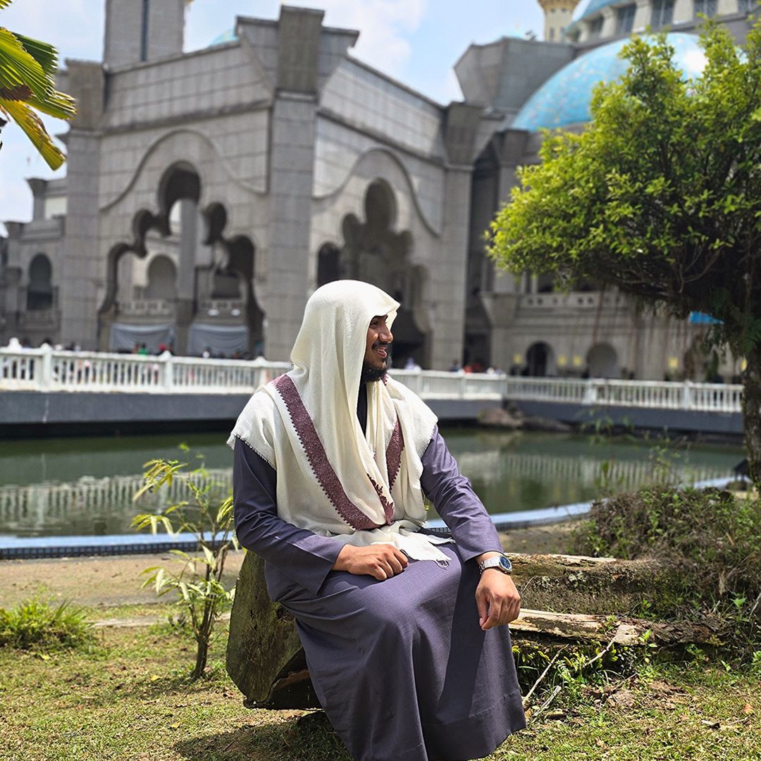 Maruf Hussain