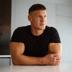 Matt Morsia | Legend