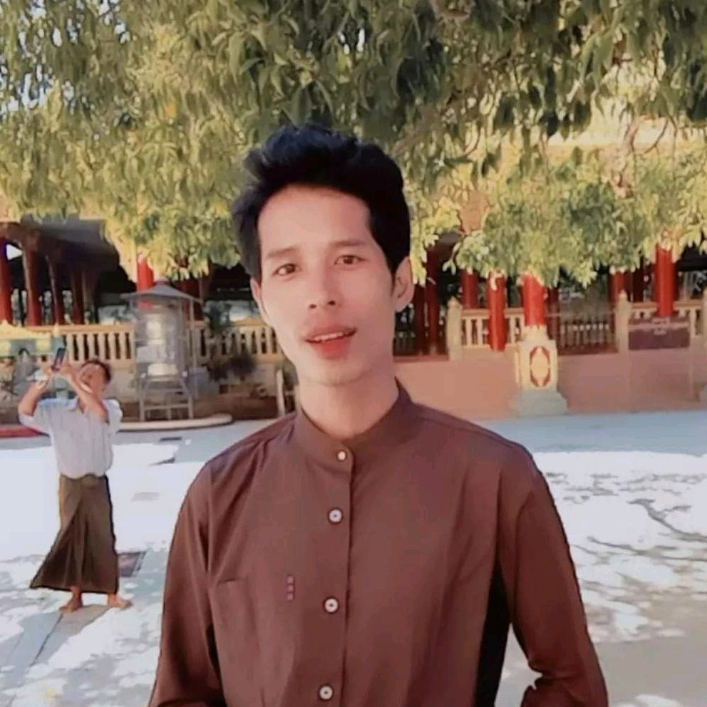 🍭Mg Myint Than🍭 မျောက်ဖင်နီ
