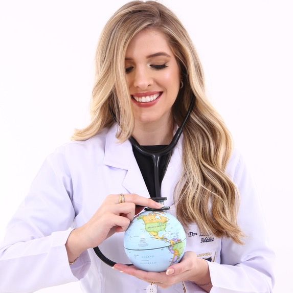 Dr Luana Moury