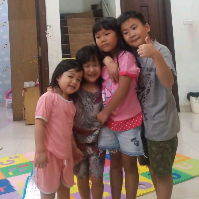 Mikha & Selvin Family