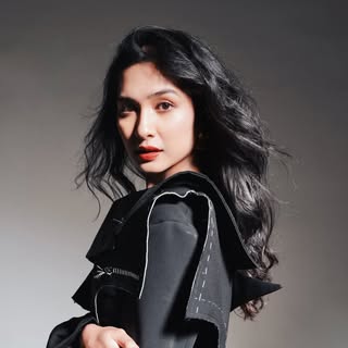 Mikha Tambayong Mahenra