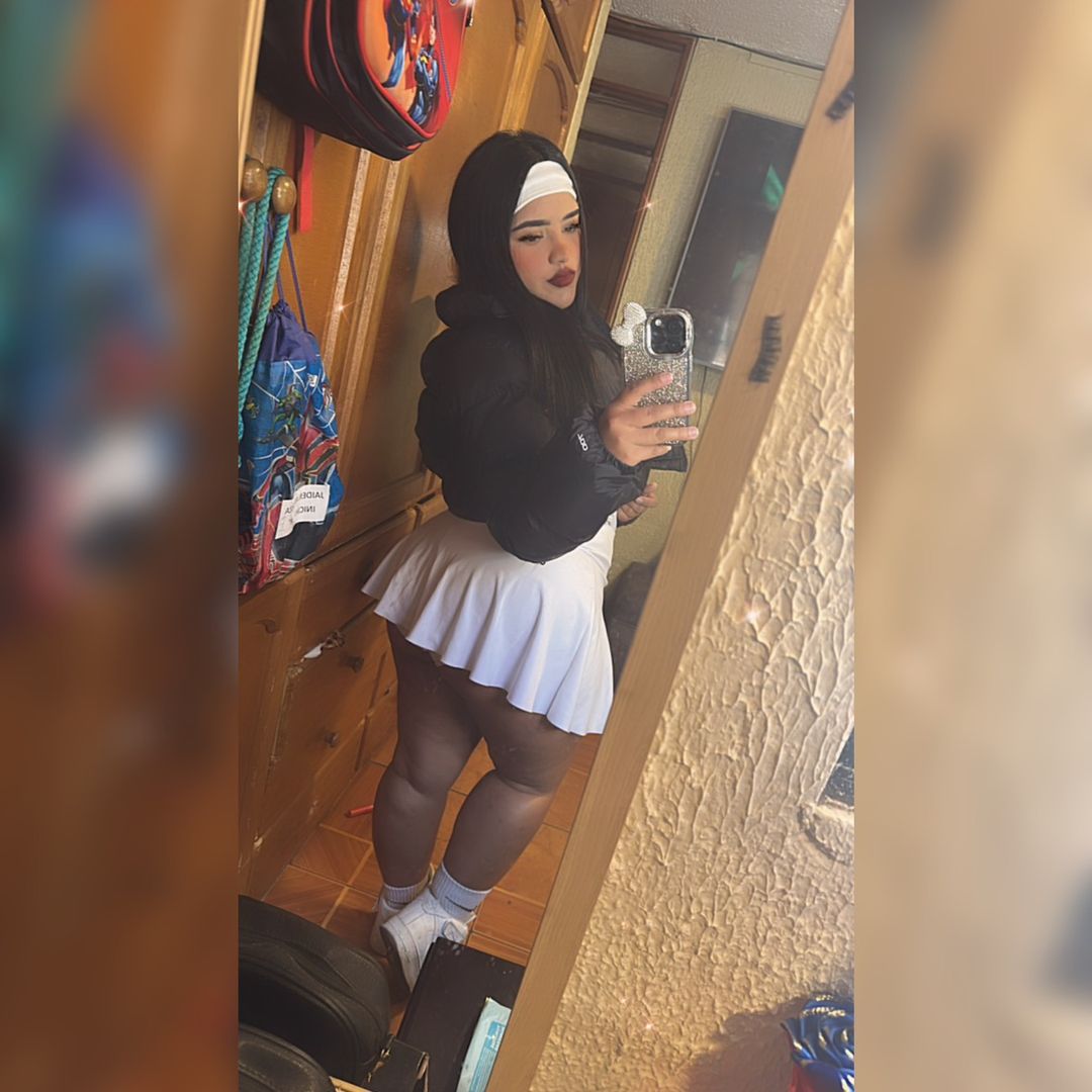 𝔐𝔦𝔩𝔞 𝔈𝔰𝔭𝔦𝔫𝔬𝔰𝔞💗.