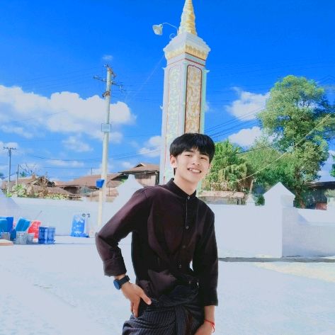 @Pi Laung ❇🍁