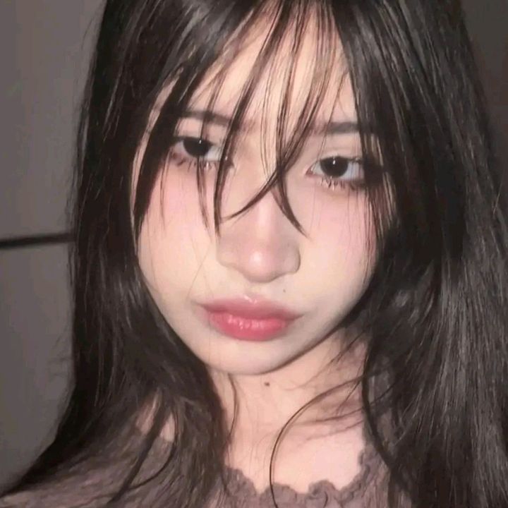 𝐦𝐢𝐚