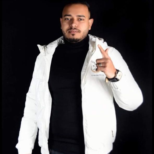 مصطفي اسد