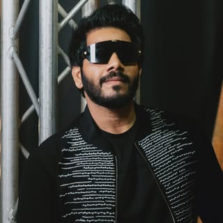 N O E L  S E A N ⭐️