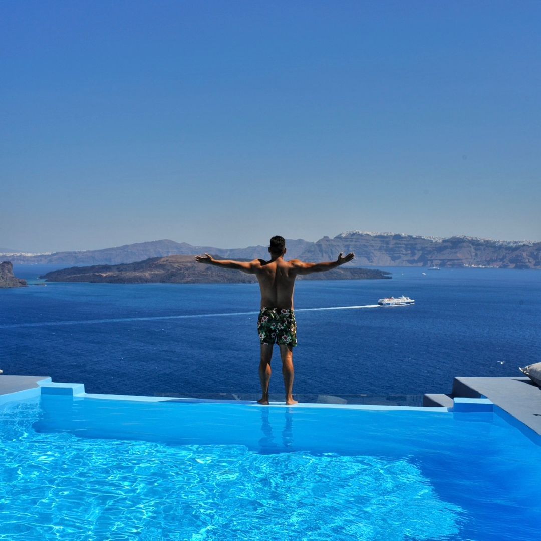 mrluxworldtraveler