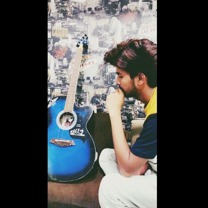 Mukul Thakur👑