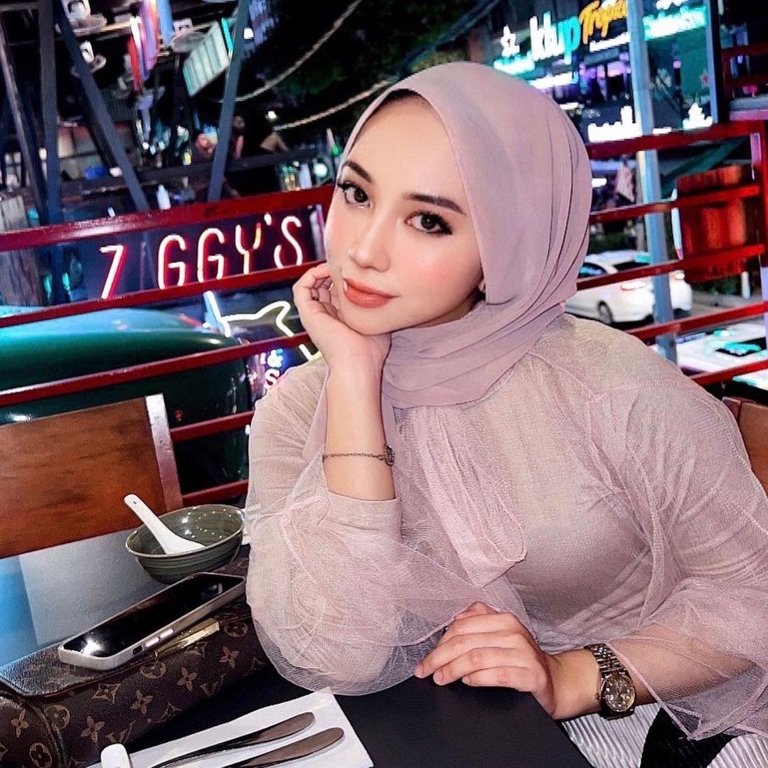 ♡ ناديا شكيرا