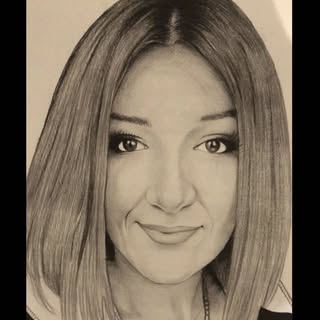 Наида Султанова