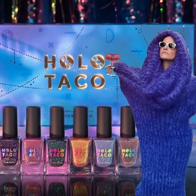 Cristine with no ‘H’ 💿