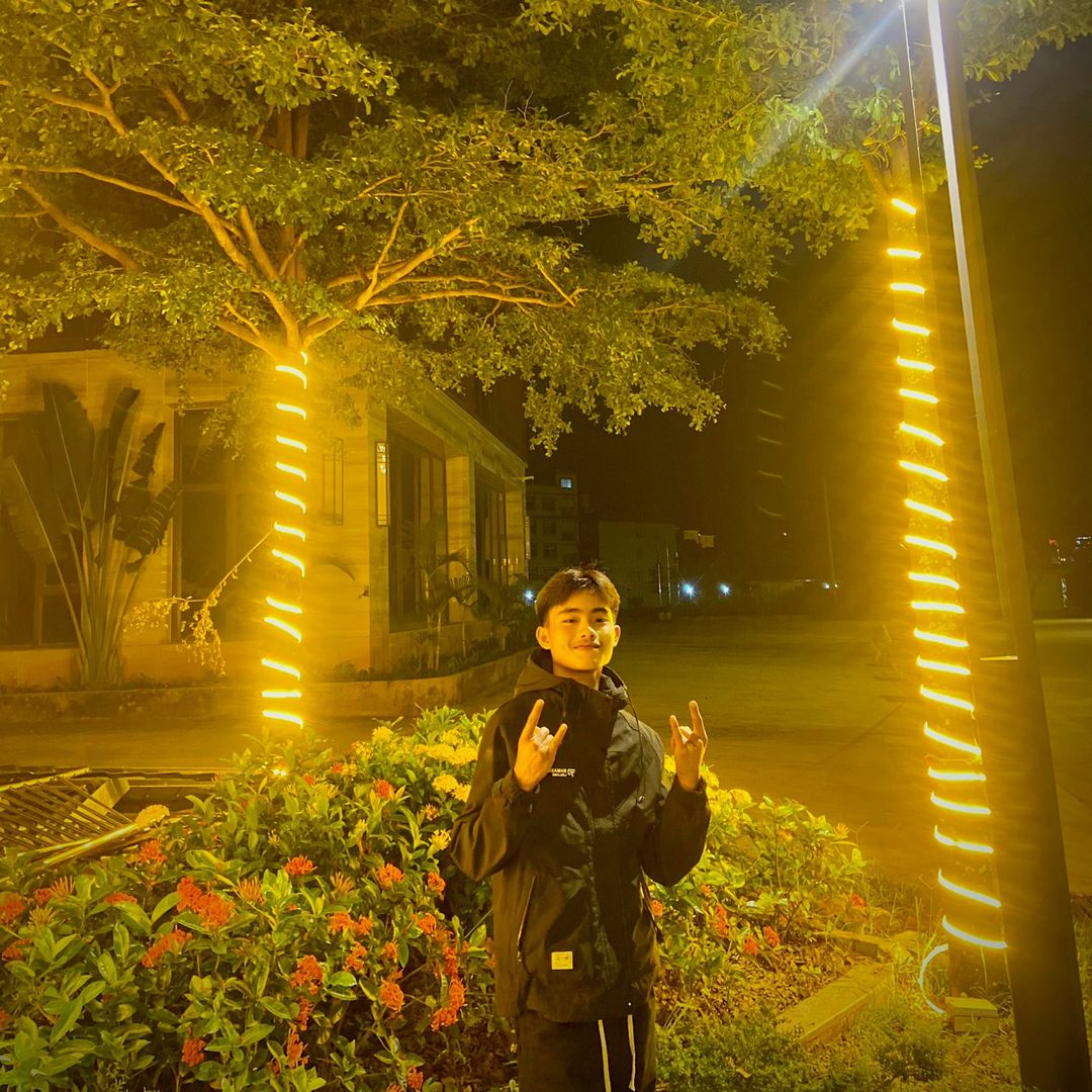 တအာင်းလေး