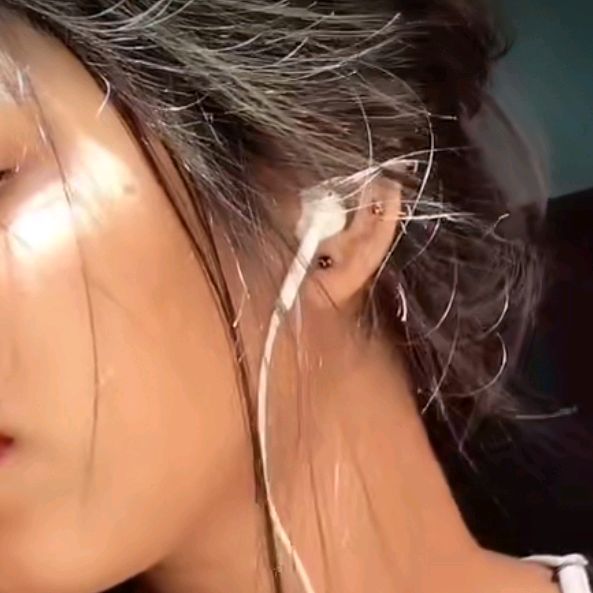 Navya Pandey
