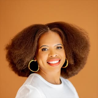 Nedra Glover Tawwab, Therapist