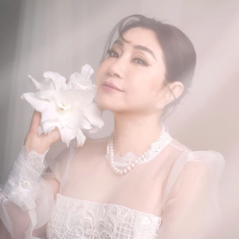 NSƯT Thoại Mỹ
