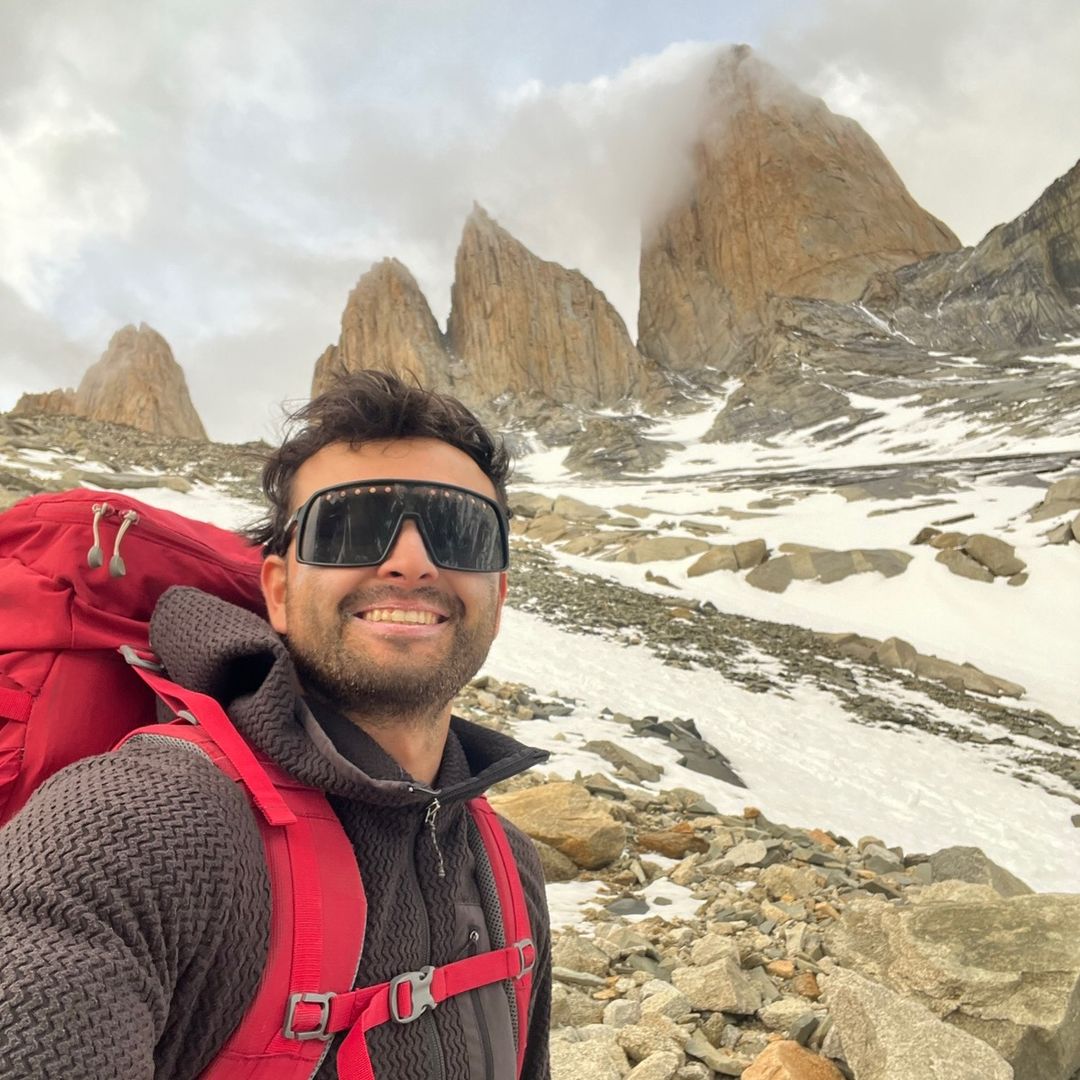 Nico Vega 🚒🌋🚀