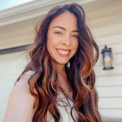 Nikki Phillippi