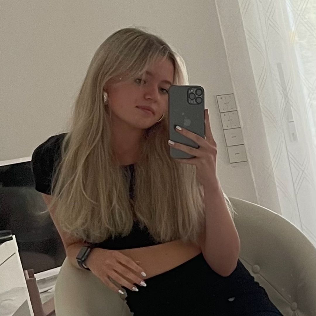 𝒩𝒾𝓃𝒶 🌸