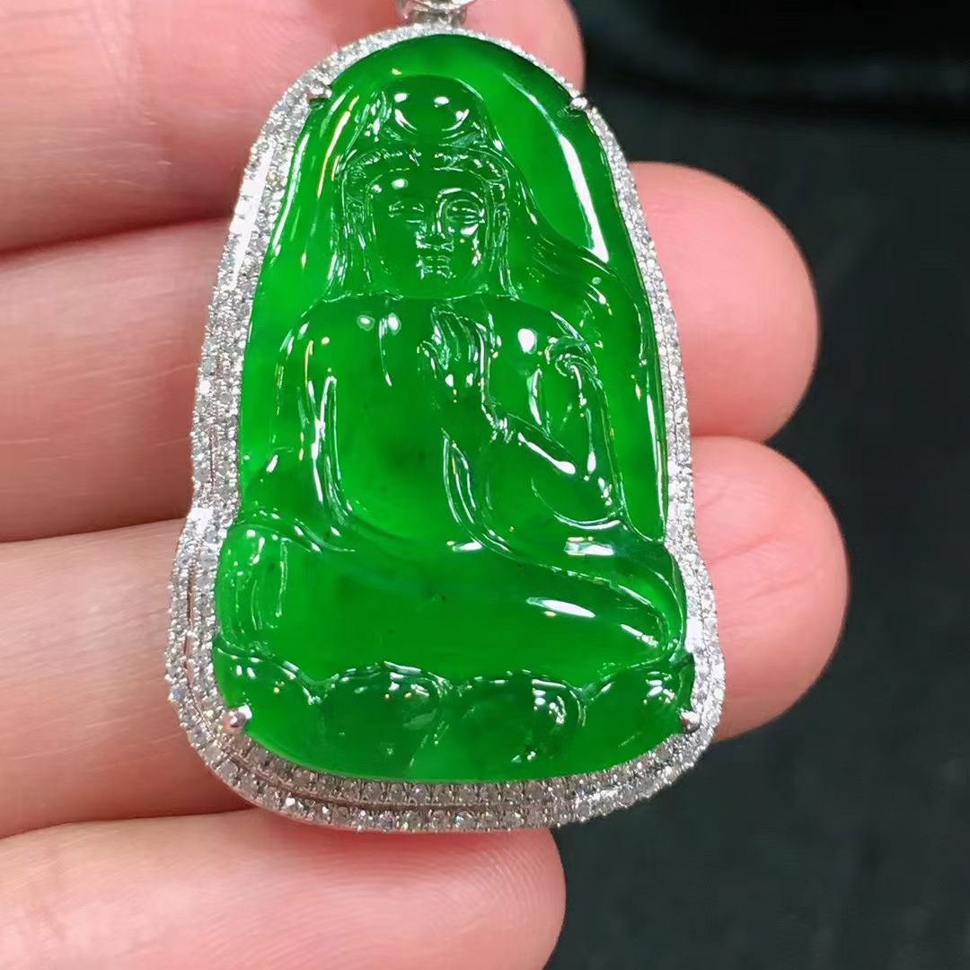 倪思翡翠