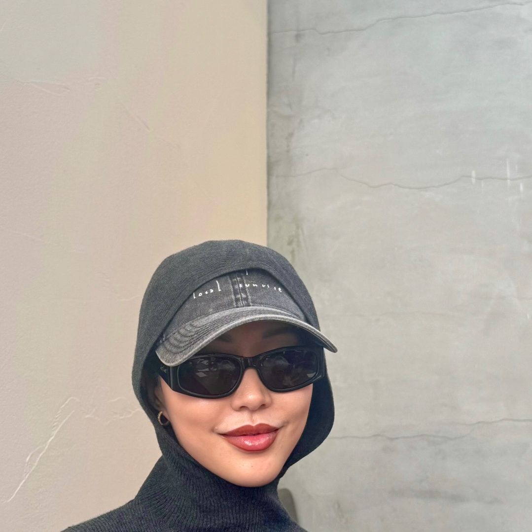 Ariel Niu ☼ Social Magnetism