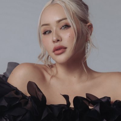 MARILYN FUKUSE YUURI