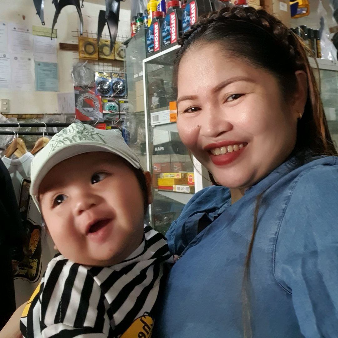 NMfull-time mom shop