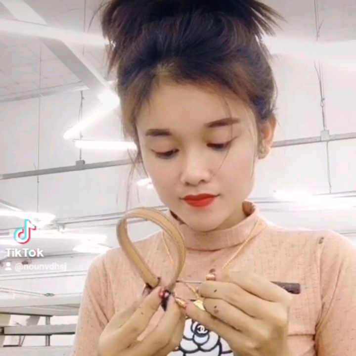 កង ចាន់នួន🇰🇭👨‍👩‍👧‍👧