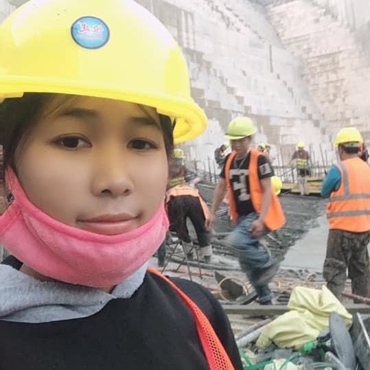 Num khamalyສະໃພ🇱🇦-🇨🇳