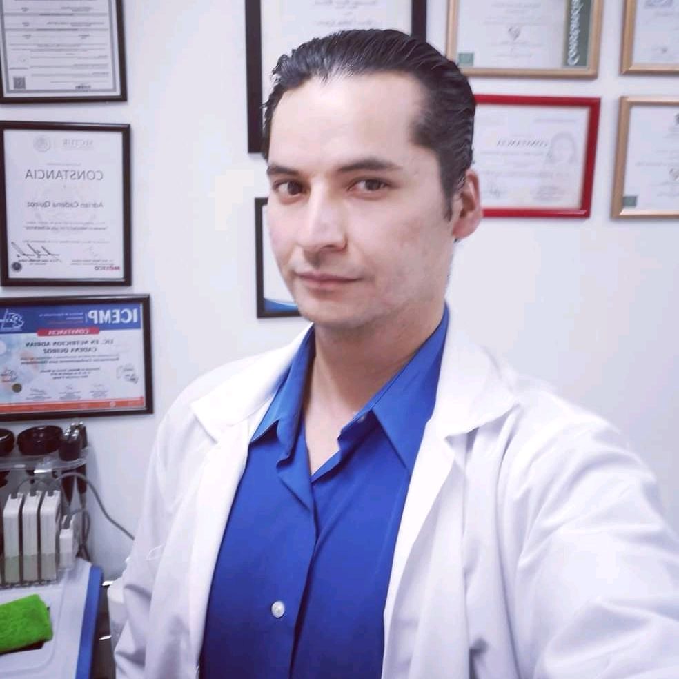 Nutri Adrián Cadena