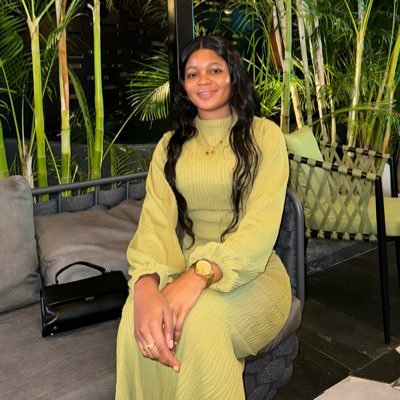 OLAMIDE 🌸💖