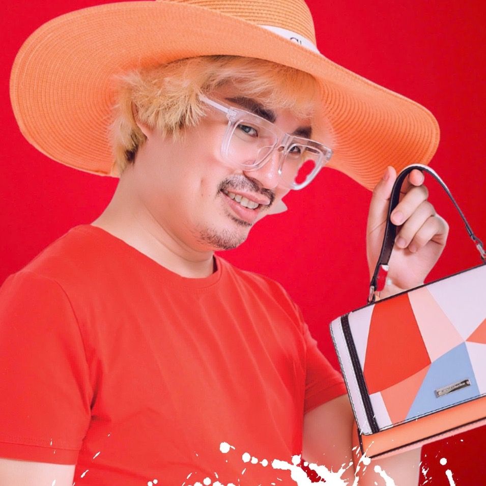 ÔNG BẦU TOMMY VĂN