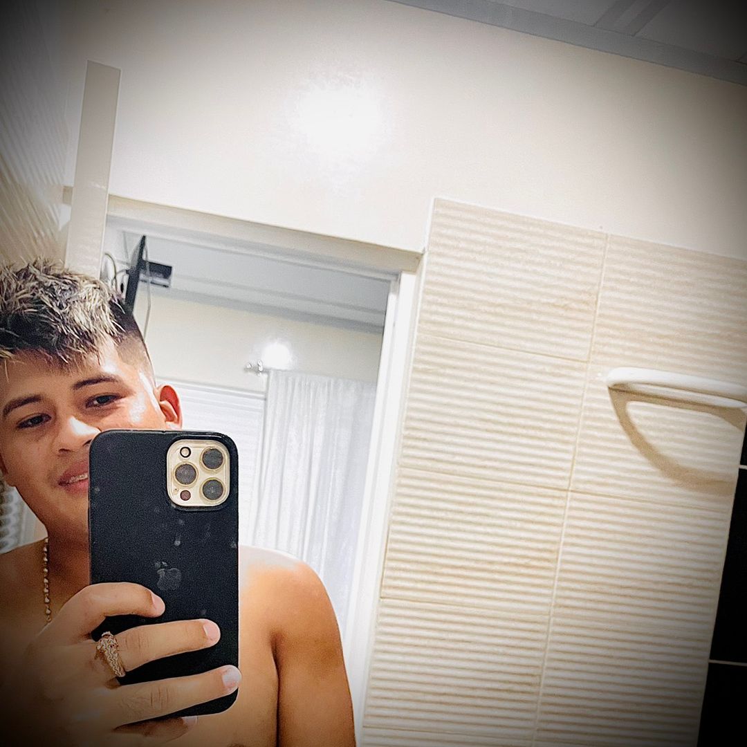 @Marin031098