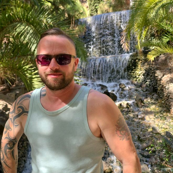 Bad Dates Paul🏴󠁧󠁢󠁷󠁬󠁳󠁿