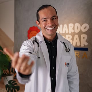 Leonardo Escobar Pediatra