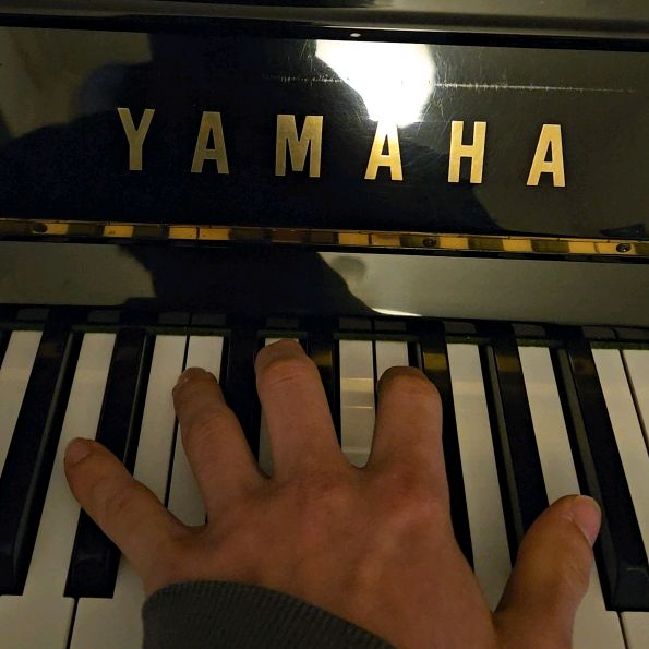 pianokolin
